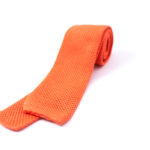 Cravatta di maglia arancione
